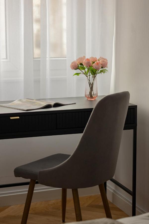Stylish Apartment Heart Of Warsaw By Noclegi Renters Exterior photo
